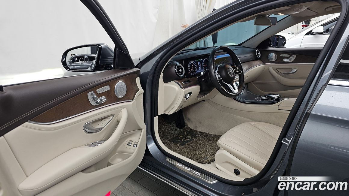 Mercedes-Benz E-Class 2020