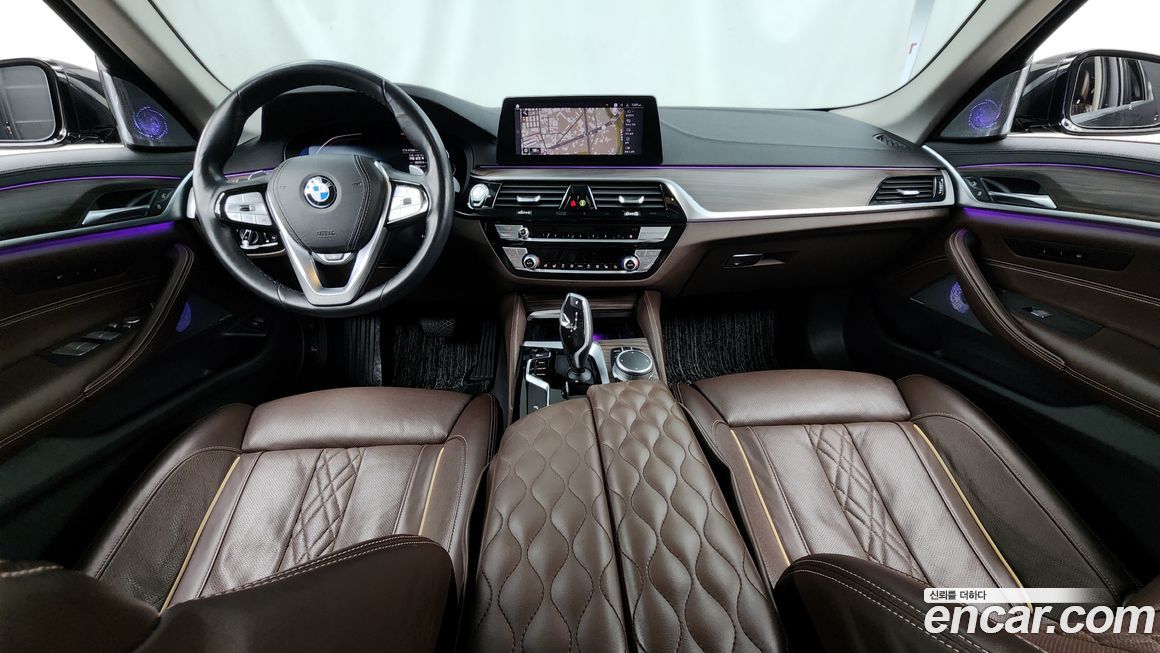 BMW 5-Series 2020