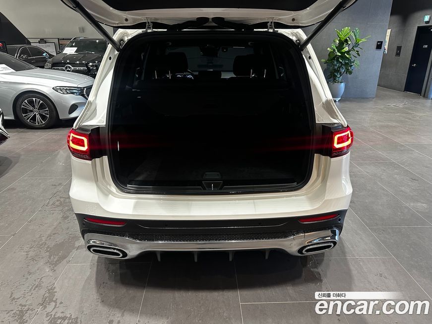 Mercedes-Benz GLB-Class 2022