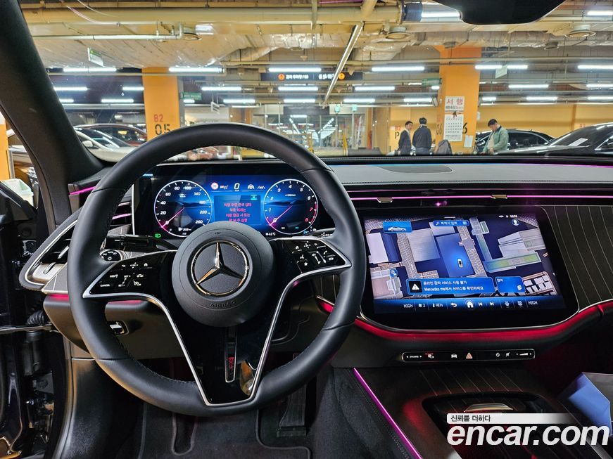 Mercedes-Benz E-Class 2024