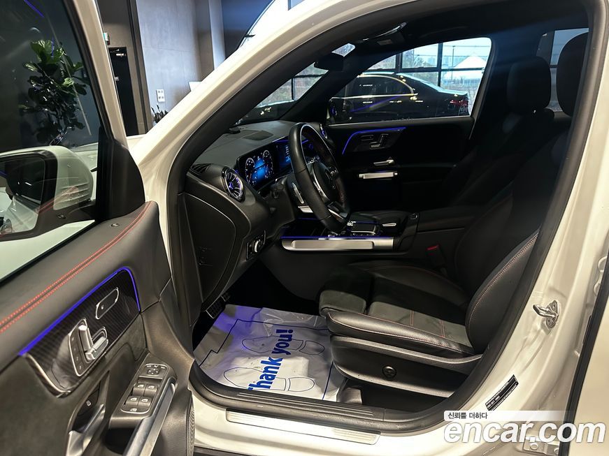 Mercedes-Benz GLB-Class 2022