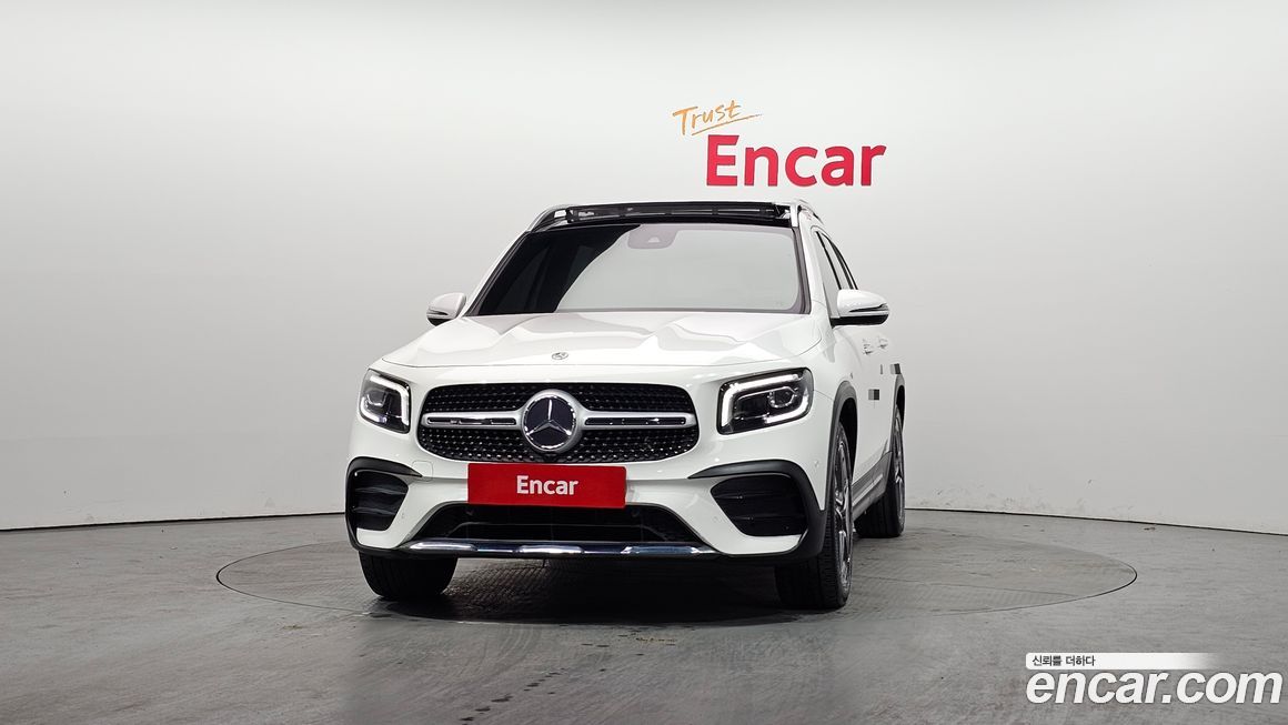 Mercedes-Benz GLB-Class 2021