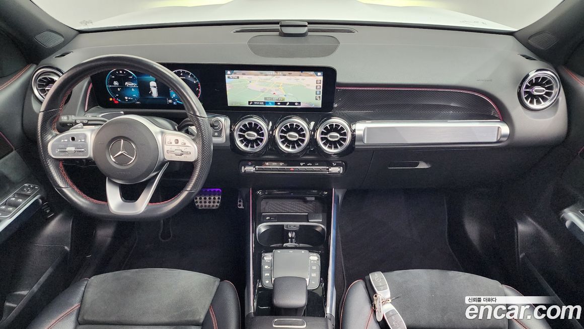 Mercedes-Benz GLB-Class 2021