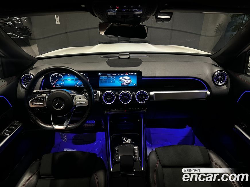 Mercedes-Benz GLB-Class 2022