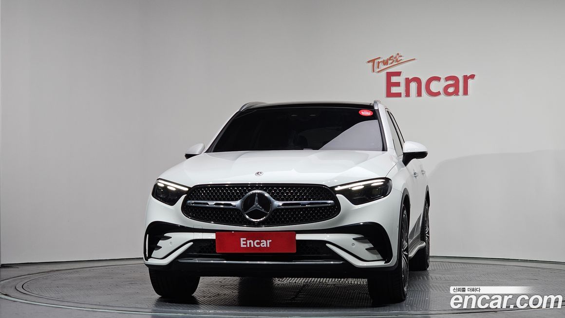 Mercedes-Benz GLC-Class 2025