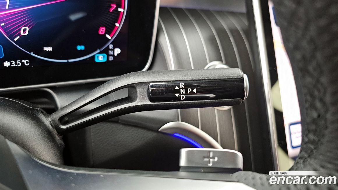 Mercedes-Benz GLC-Class 2025