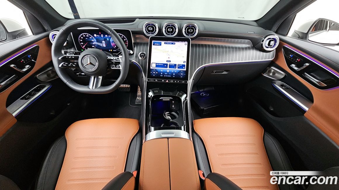 Mercedes-Benz GLC-Class 2025