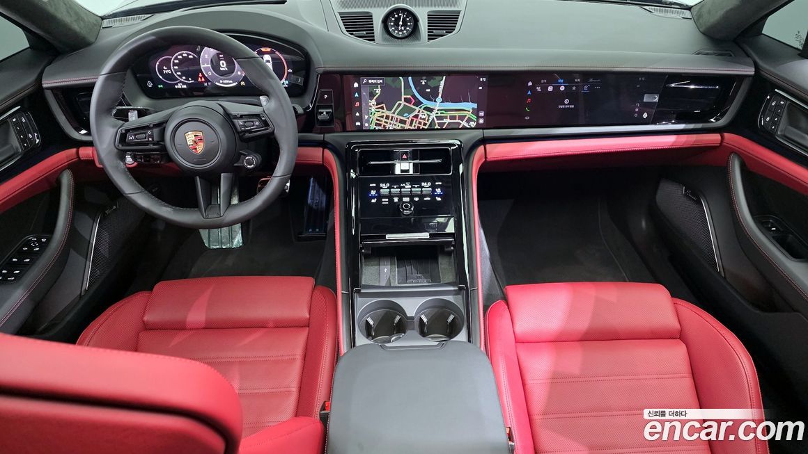 Porsche Panamera 2025