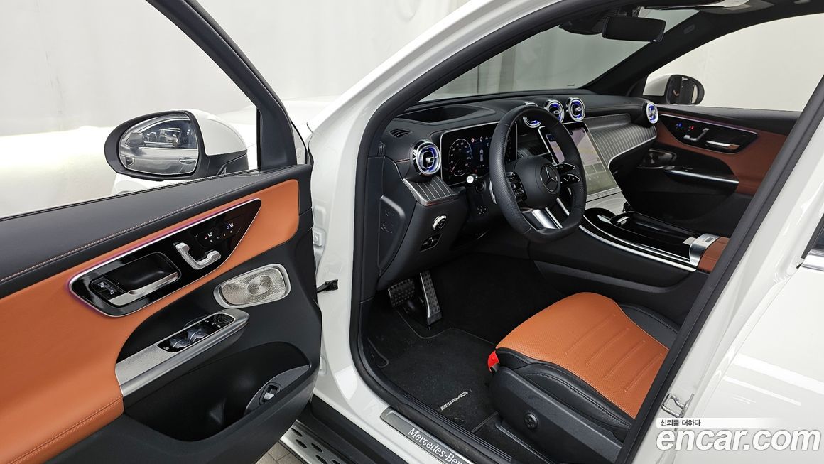 Mercedes-Benz GLC-Class 2025