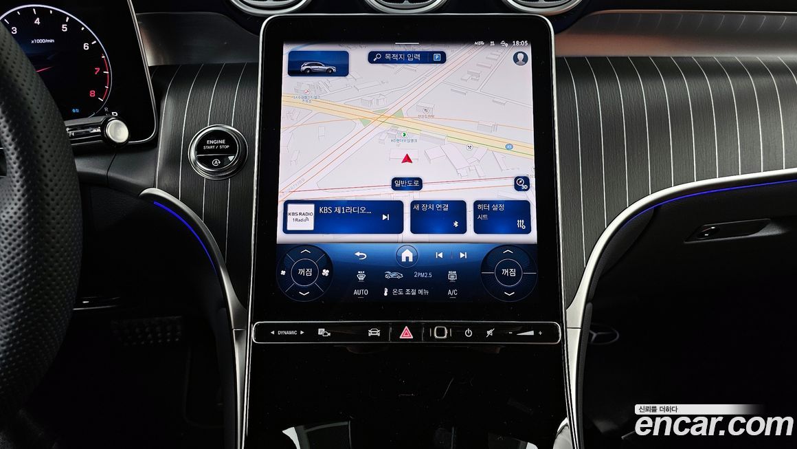 Mercedes-Benz GLC-Class 2025