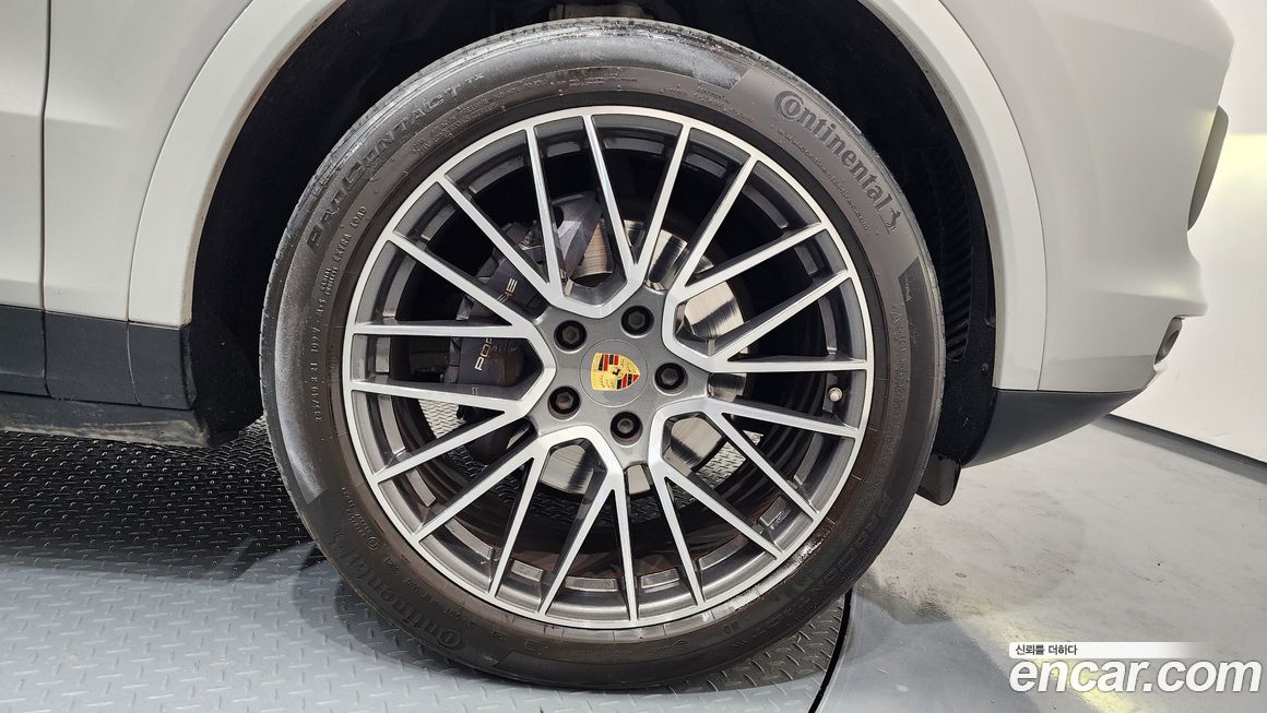 Porsche Cayenne 2022