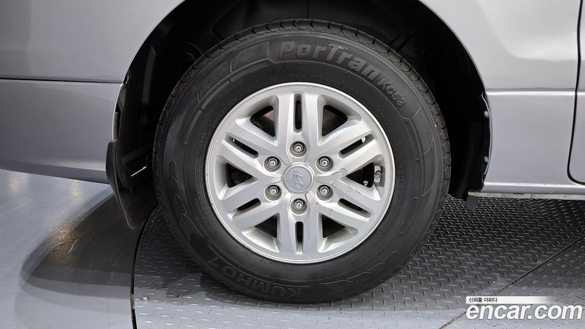 Hyundai Starex 2018