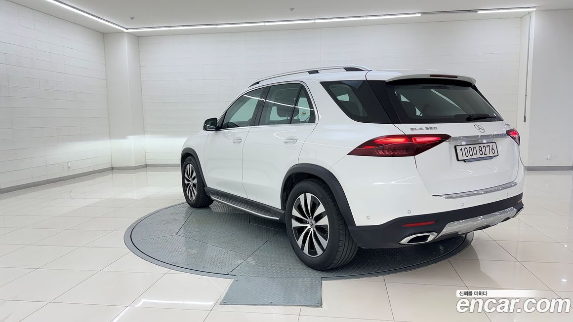 Mercedes-Benz GLE-Class 2025