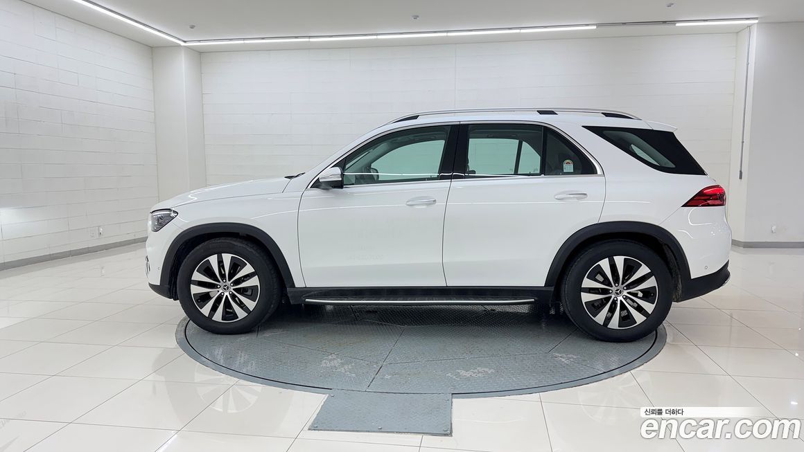 Mercedes-Benz GLE-Class 2025