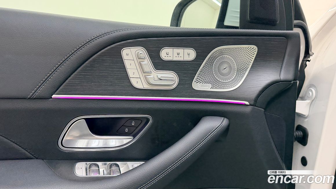 Mercedes-Benz GLE-Class 2025