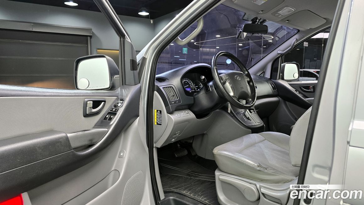 Hyundai Starex 2018
