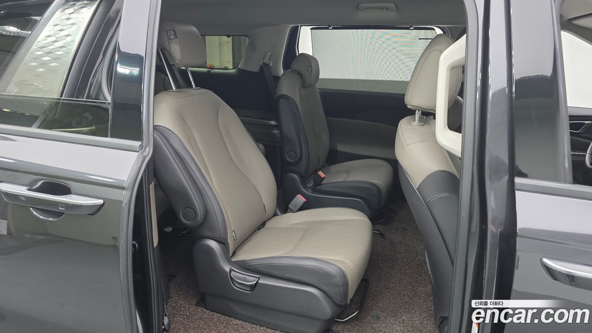 Kia Canival 2025