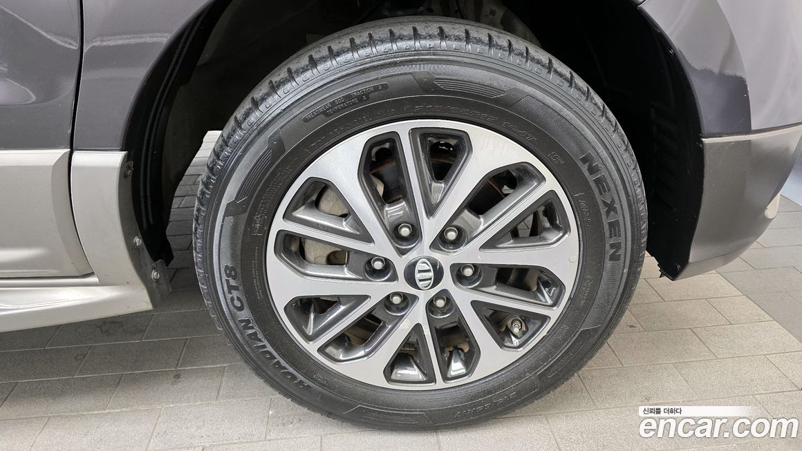 Hyundai Starex 2019