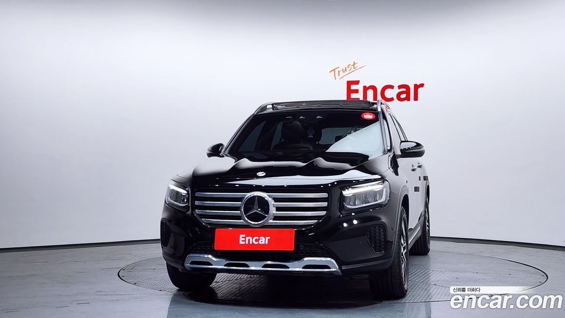 Mercedes-Benz GLB-Class 2024