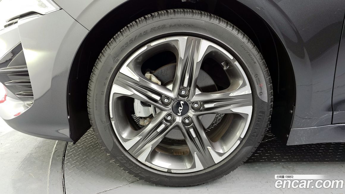 Kia K5 2021