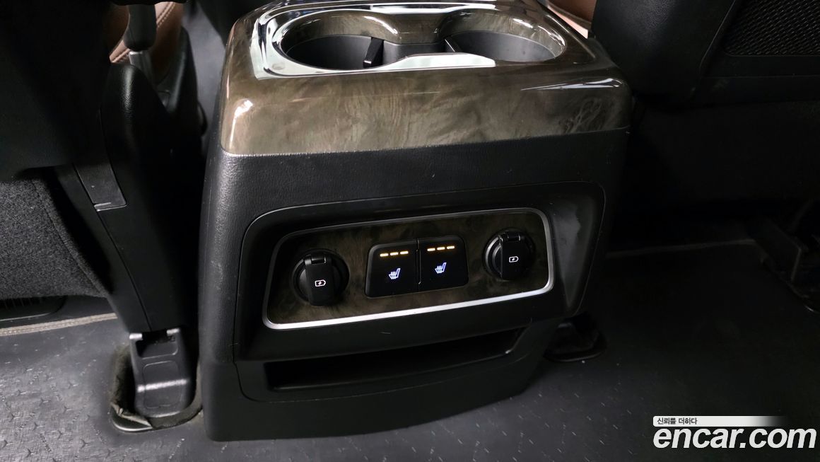 Hyundai Starex 2019