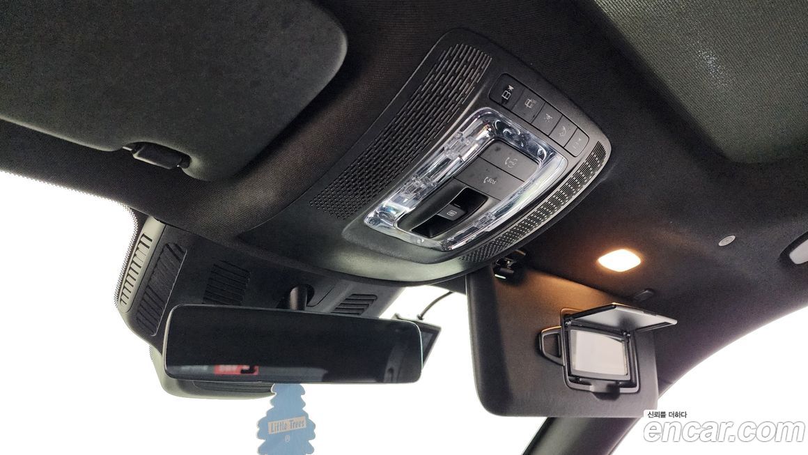 Mercedes-Benz GLB-Class 2024