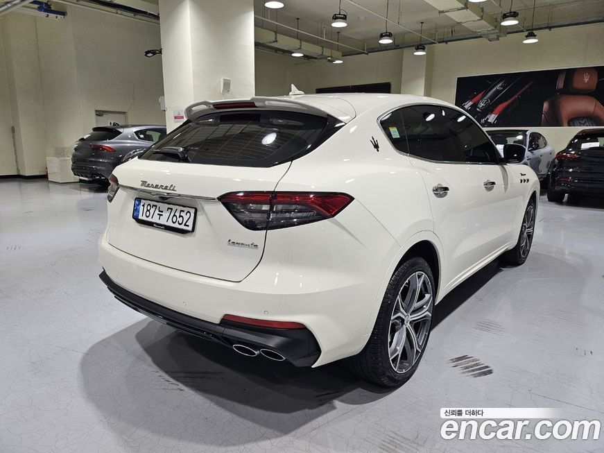 Maserati Levante 2023