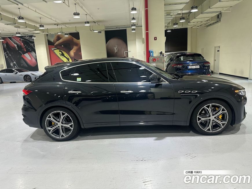 Maserati Levante 2023