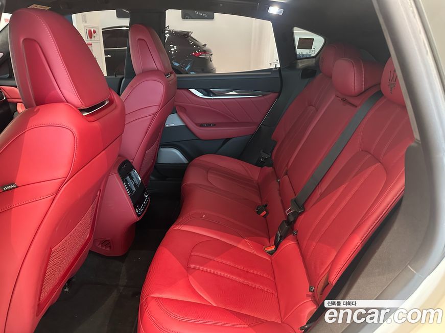 Maserati Levante 2023