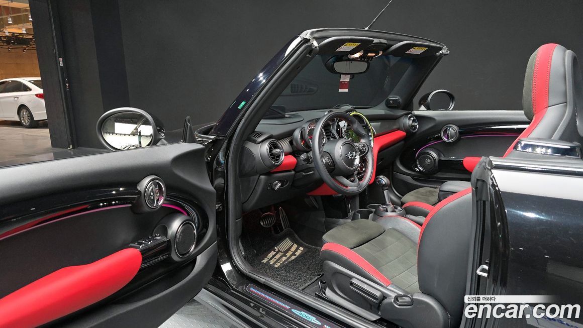 Mini Cooper Convertible 2019