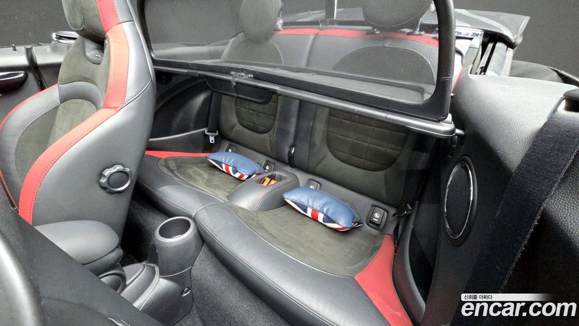 Mini Cooper Convertible 2019