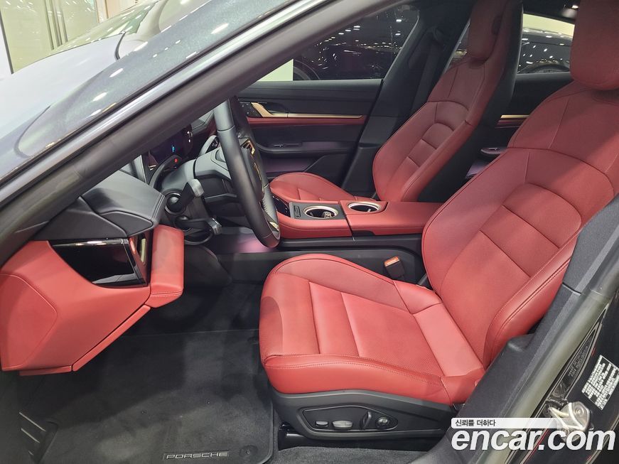 Porsche Taycan 2023