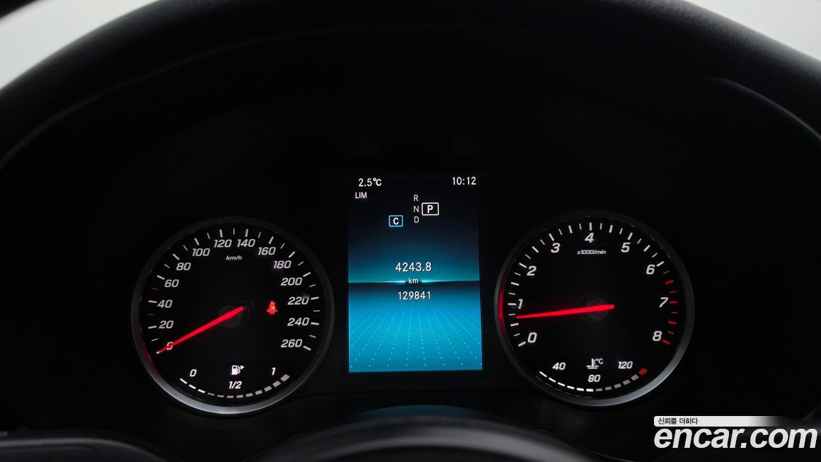 Mercedes-Benz C-Class 2019