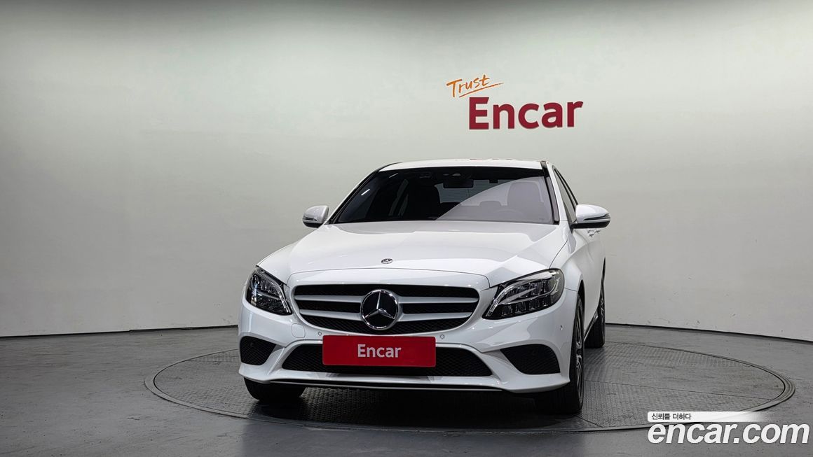 Mercedes-Benz C-Class 2019