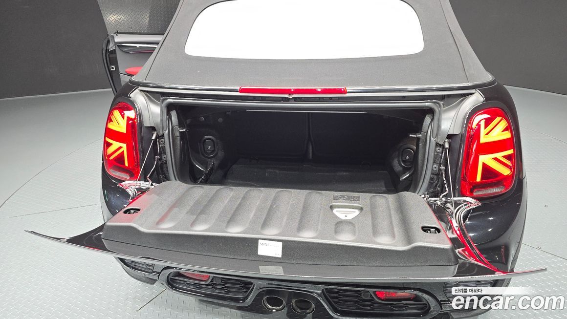 Mini Cooper Convertible 2019