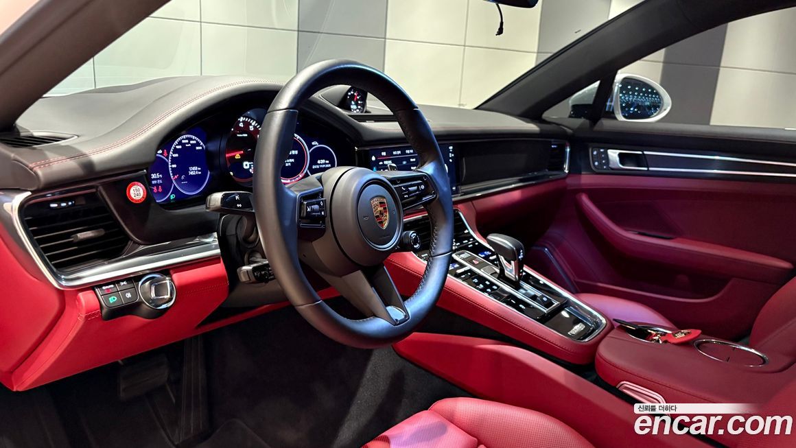 Porsche Panamera 2022