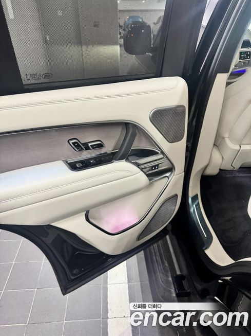 Land Rover Range Rover 2025