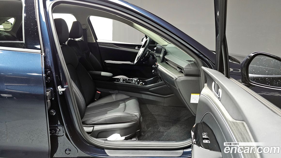Kia K5 2025