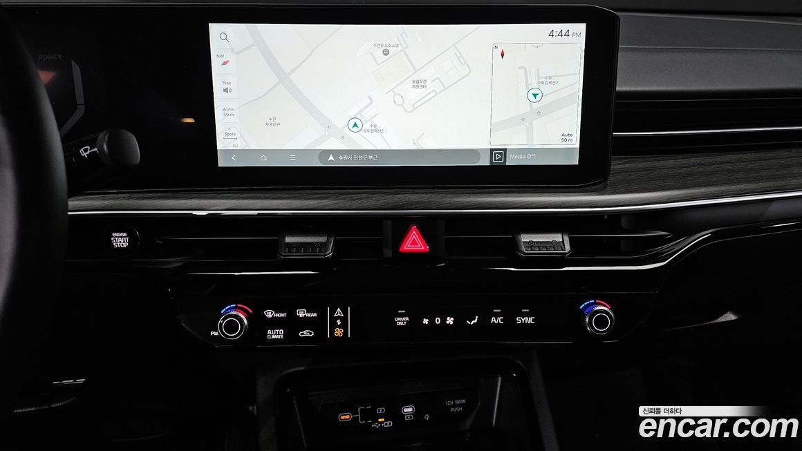 Kia K5 2025