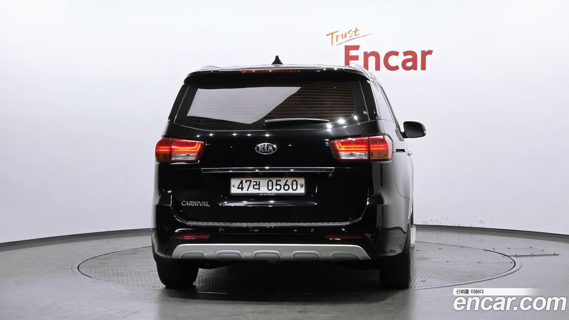 Kia Canival 2016