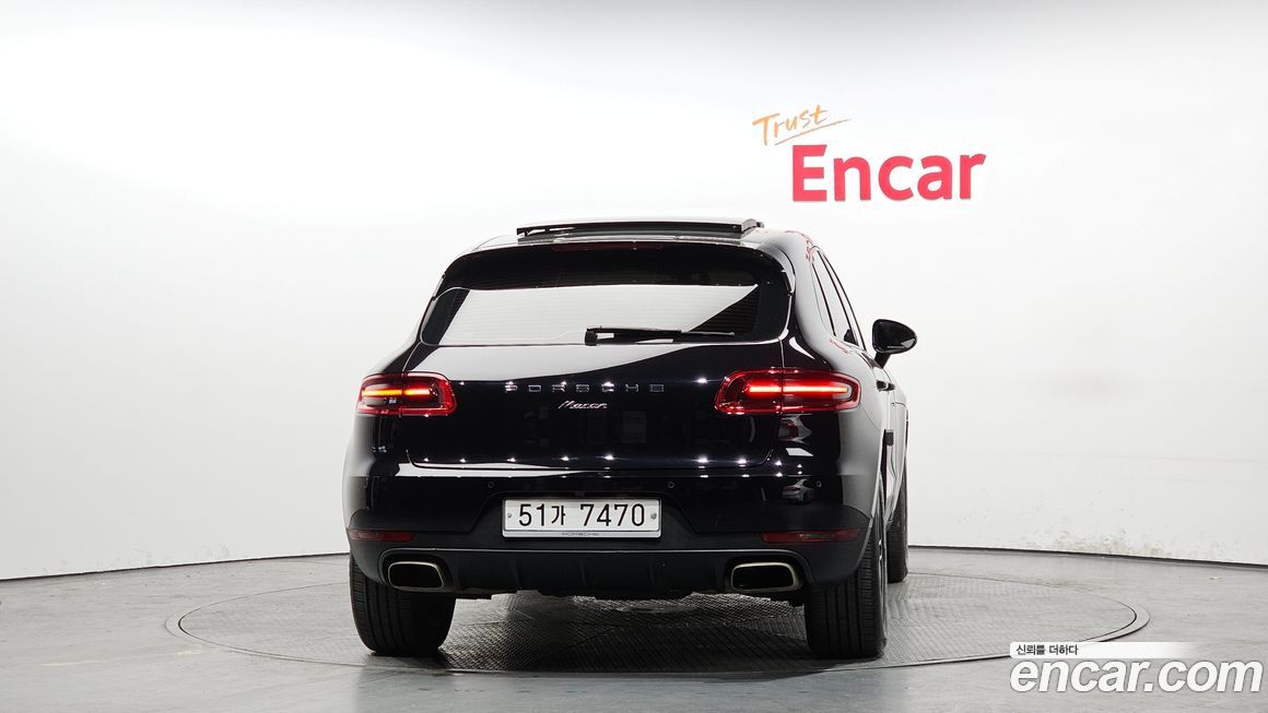 Porsche Macan 2015