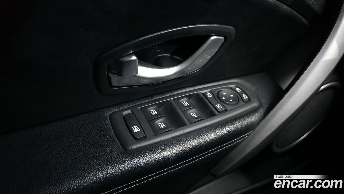 Renault-KoreaSamsung SM3 2010