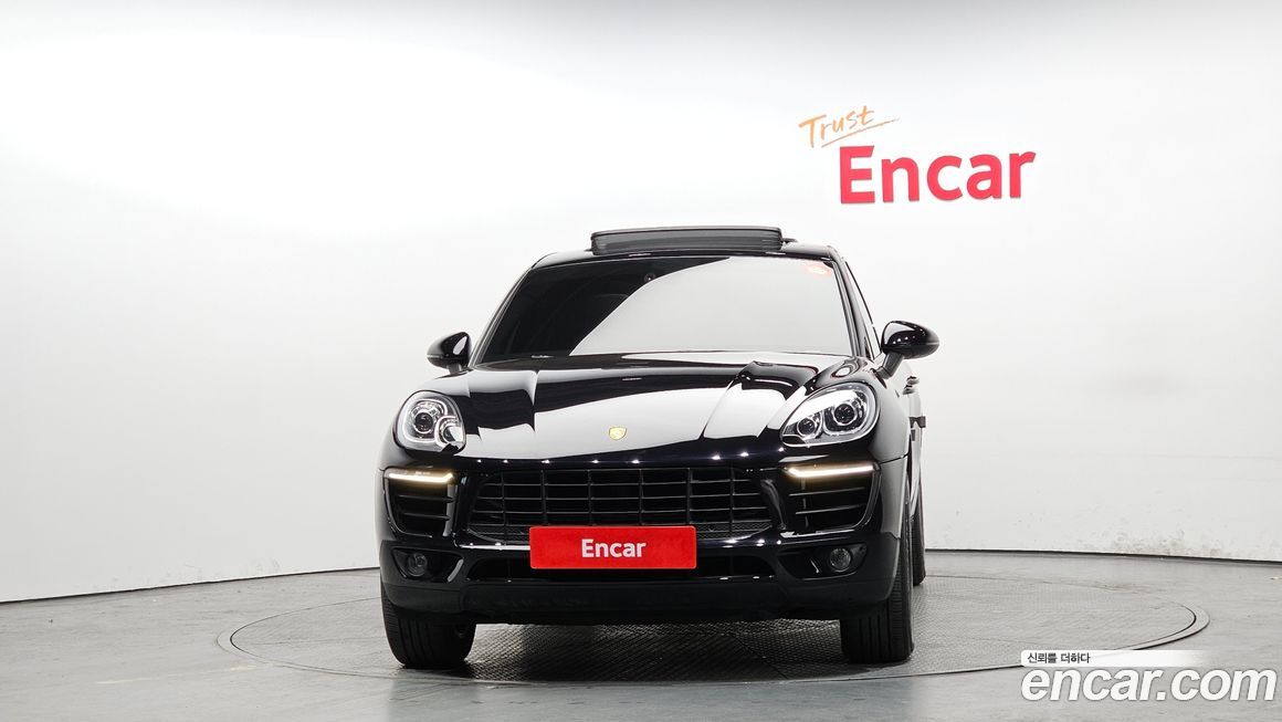 Porsche Macan 2015