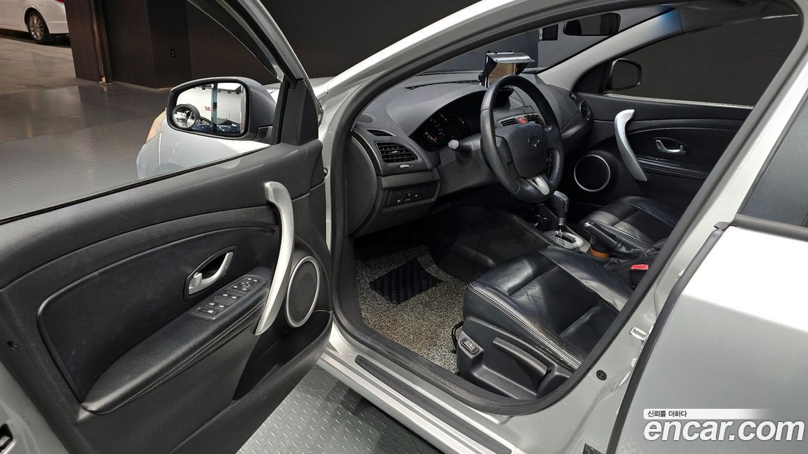 Renault-KoreaSamsung SM3 2010