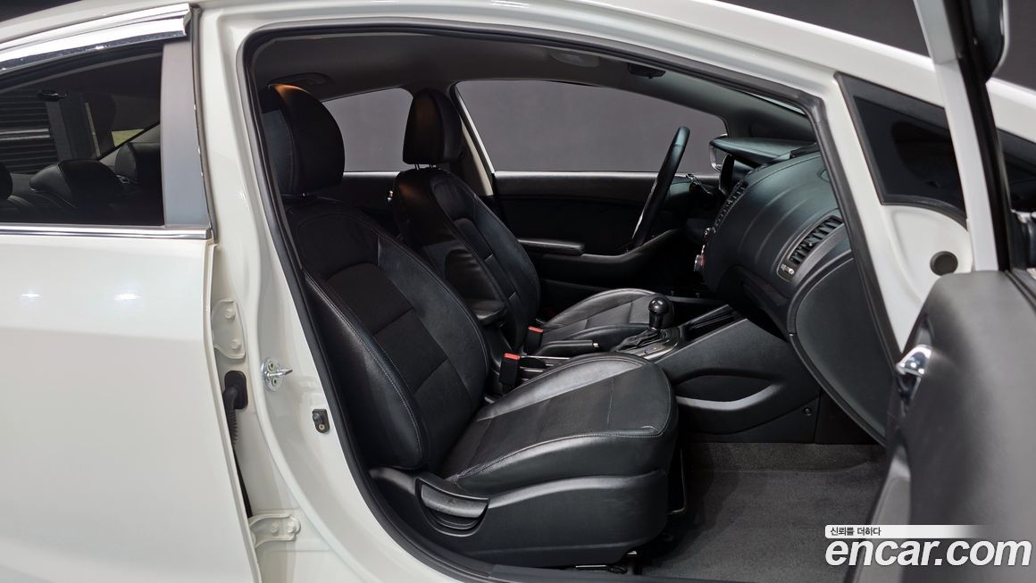 Kia K3 2013