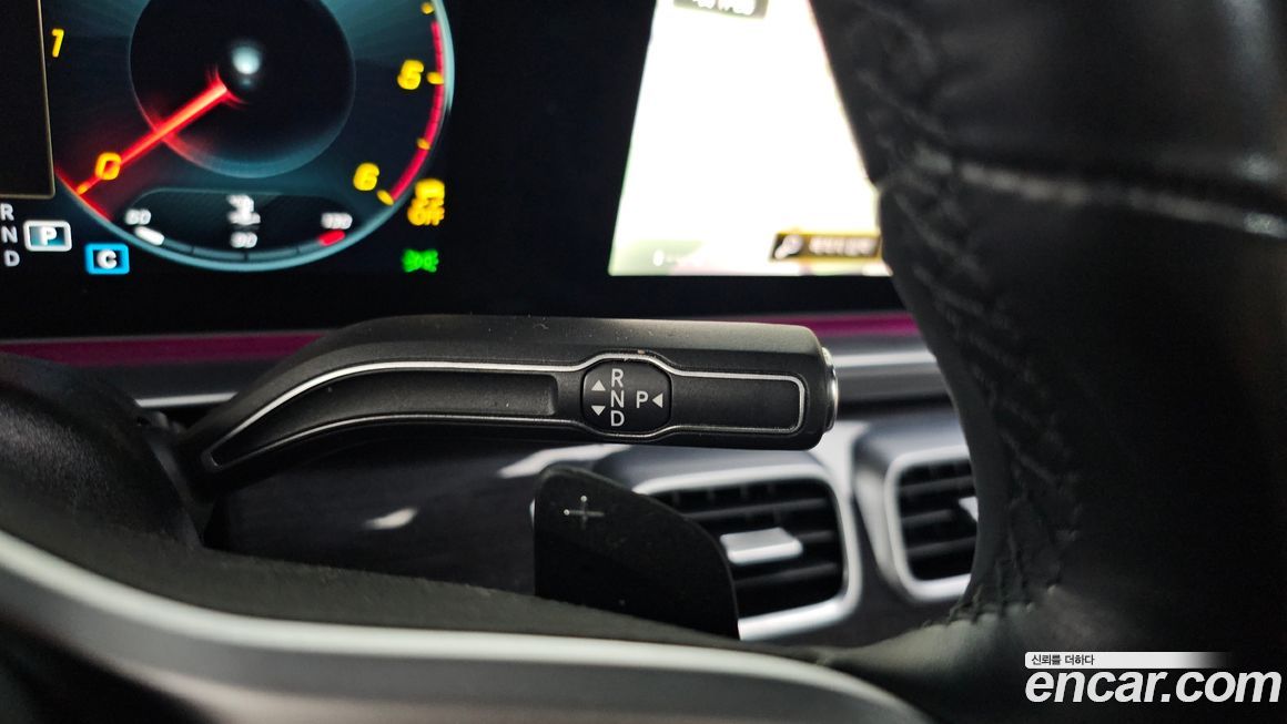 Mercedes-Benz GLE-Class 2021