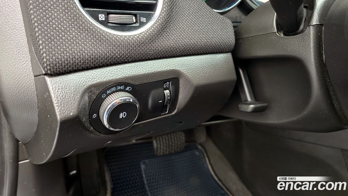 ChevroletGMDaewoo Cruze 2011