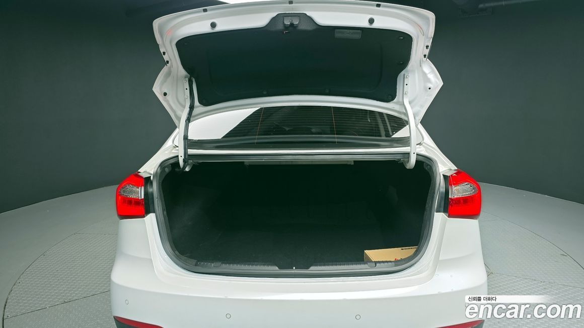 Kia K3 2013