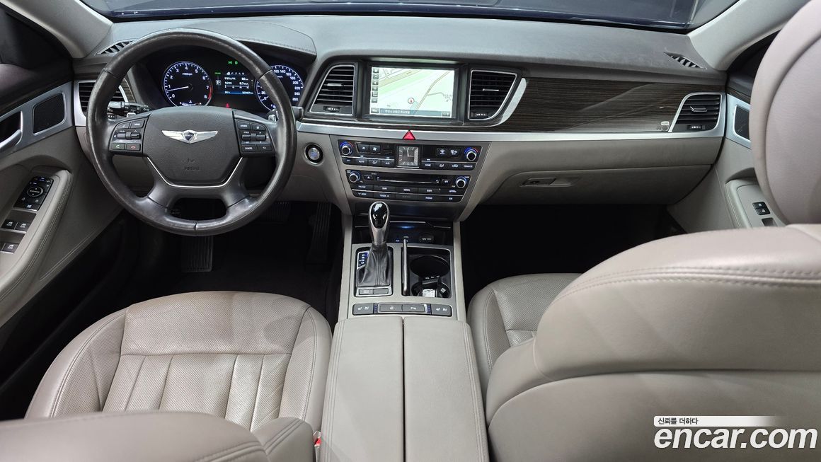 Hyundai Genesis 2015