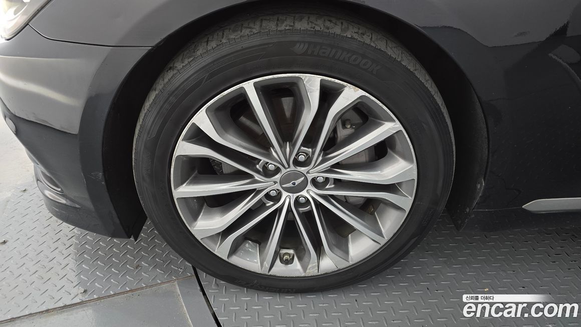 Hyundai Genesis 2015